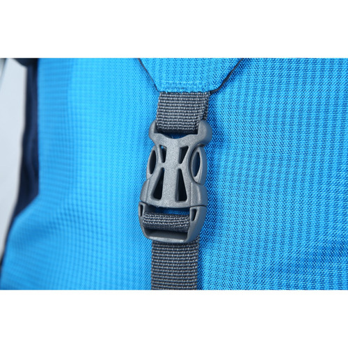 Mochila Camping 35 Litros, Color Celeste Diseño de la tela Diamond Ripstop