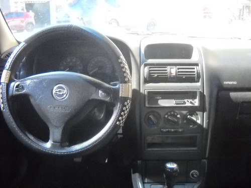 Imagen 5 de 15 de Chevrolet Astra 2.0 Gl Gnc 2009 Gris