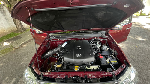 Toyota Fortuner 2011 4x4