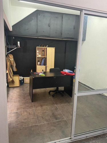 Imagen 18 de 18 de Venta Local Deposito Comercial Con Vivienda En Villa Urquiza A Cuadras De Av Larralde.