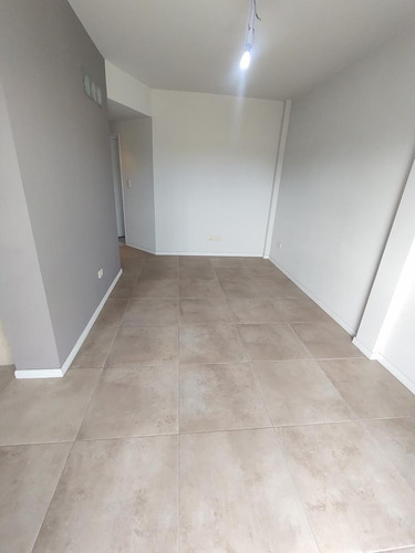 Departamento En Venta De 2 Ambientes Veracruz 653 (lanus)