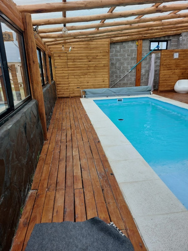 Imagen 19 de 19 de Partido De La Costa ,san Clemente Del Tuyu Se Alquilan Para Un Buen Descanso Complejo Con 3 Cabañas Y Pileta Climatizada Cerrada. Cabañas Para 4 Para 5 Y Para 8 Personas