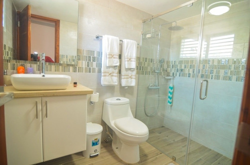 Imagen 8 de 14 de Vendo Casa Con Piscina En Buena Vista Norte La Romana Evmar