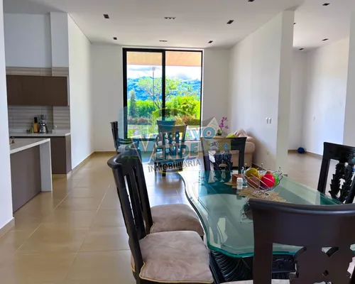 Hermosa Casa Campestre Con Reserva En Venta De Un Solo Nivel, Restrepo