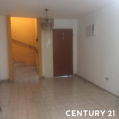 Imagen 4 de 13 de Casa, Conjunto Res. Villa Hermosa, Guatire. Fp