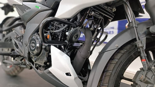 Imagen 15 de 16 de Pulsar N 160 Fi Dual Abs 2024 Plata Mate