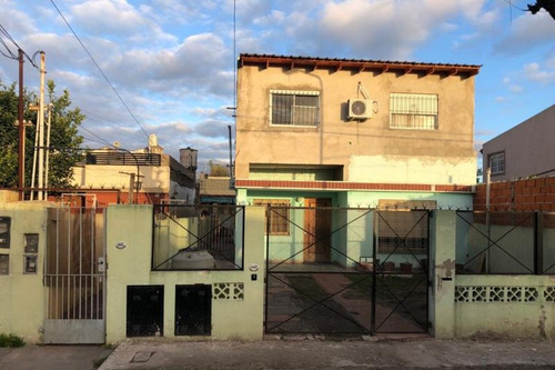 Casa Ph En Venta En La Tablada