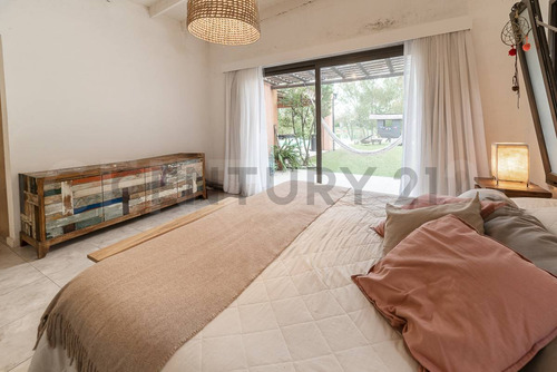 Venta Casa 5 Ambientes En 1 Planta Con Vista A La Laguna Cantón Norte, Escobar
