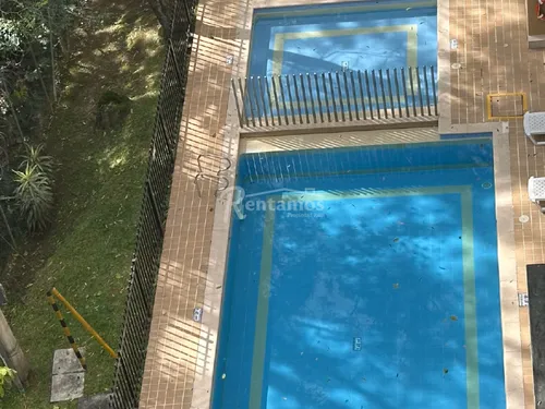 Apartamento En Arriendo En Camino Verde. Cod A776172