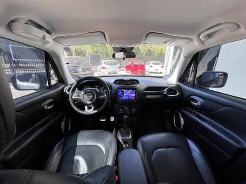 Jeep Renegade 1.8 Flex Aut. 5p