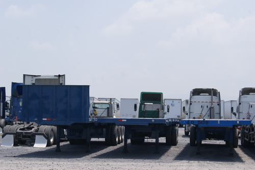 Remolque Plataforma Usada 2 Y 3 Ejes Marca Atro