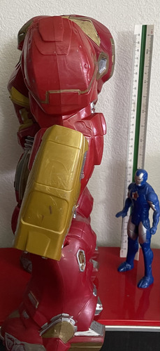 Figura De Acción Hulkbuster Hasbro 32 Cm Iron Man No Mattel (Usado)