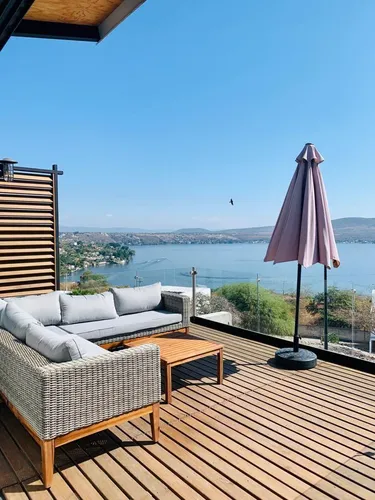 Casa En Fraccionamiento Con Seguridad Y Vista Al Lago De Tequesquitengo