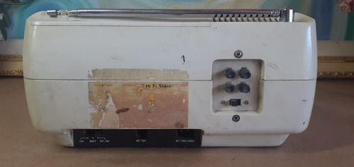 Imagem 3 de 11 de Antigo Televisão Crown Japão Portatil Anos 70 Radio Am E Fm