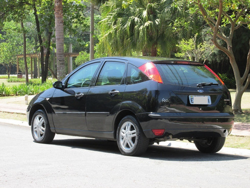 Ford Focus 2.0 Glx Blindado Gasolina 4p Manual 2008