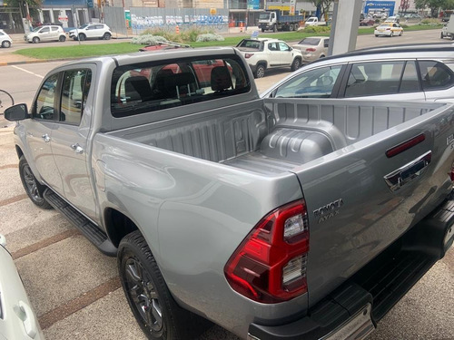 Imagen 8 de 15 de _toyota Hilux Srv 4x4 Automatica 2.8 Diesel 0 Km 2023