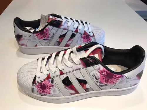 adidas Superstar Floreadas Entrego Ya !!! | Envío gratis