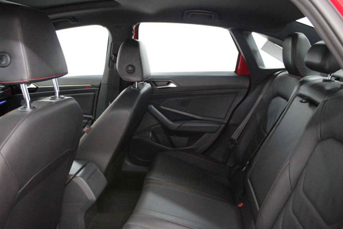 Imagen 11 de 15 de Volkswagen Jetta 2019 4 Cilindros