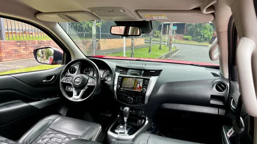 Nissan Frontier 2.5 LE DIESEL AUTOMÁTICA 4x4 FULL EQUIPO 2022