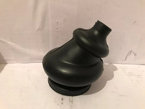 Imagem 2 de 2 de Escape Silencioso + Coifa Cambio Trator Valmet 65 85 88