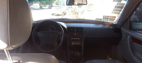 Mercedes Benz C200