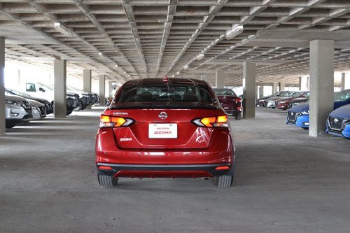 Imagen 5 de 12 de Nissan Versa