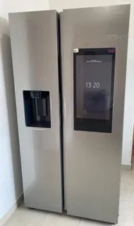 Refrigerador Samsung Smart Hub 27 Pies