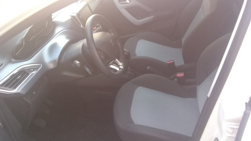 Peugeot 208 1.5 Allure Touchscreen 2014