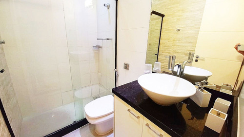 Imagem 15 de 19 de Apto Copacabana | 2 Quartos | 65 M² | Cond: R$800.00 | 0 Vagas - 1a232at