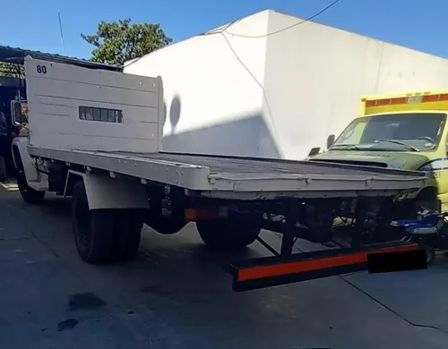 Ford F7000 C Playa, Cubiertas Del Nuevas Permutas 10 Pallets