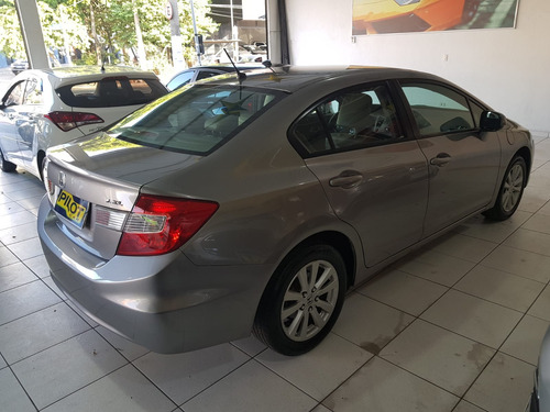 Honda Civic 1.8 Lxl Flex Aut. 4p