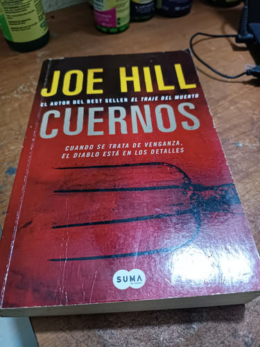 Libro Cuernos. Joe Hill. 