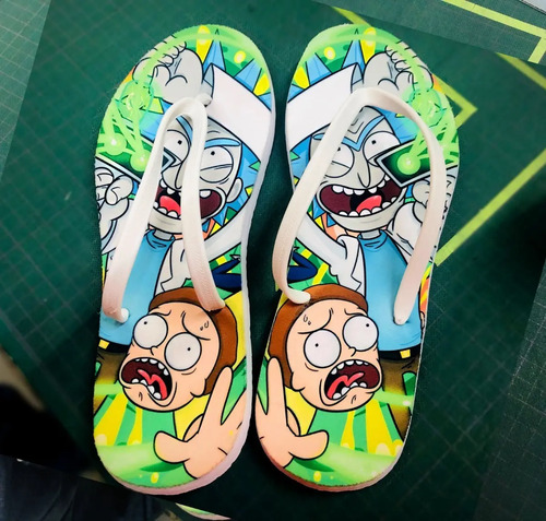 Sandalias Para Hombre Playeras Rick Y Morty Full Color | Meses sin intereses