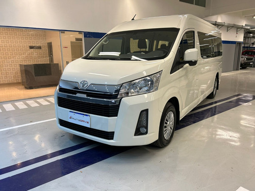 Toyota Hiace 2.8 Tdi Commuter 6at 14a