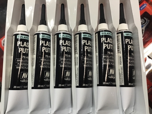 Vallejo 70401 Putty Masilla Plástica Para Maquetas La Plata