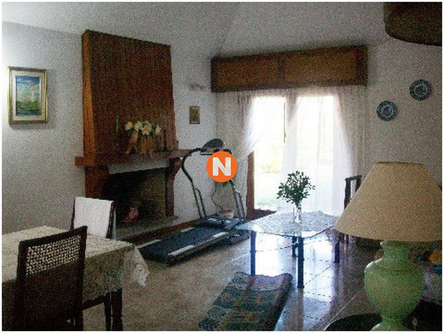 Casa En Venta, Aidy Grill, Punta Del Este, 3 Dormitorios.- Ref: 208614