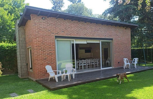 Imagen 10 de 11 de Casa - Barrio Parque Leloir