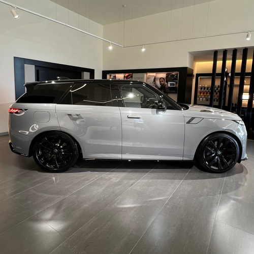 Land Rover Range Rover Sport 4.4 Mhev Sv Edition Two
