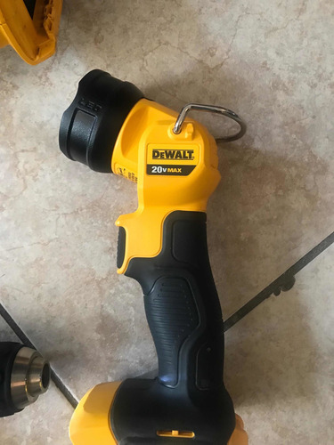 Dewalt 20v Esmeriladora, Bafer, Lámpara Y Taladro 20v (Usado)