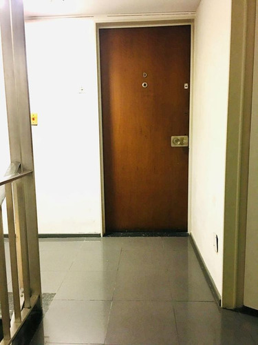 Imagen 10 de 14 de Oficina En Retiro De 30 M2 En Edificio De Categoria