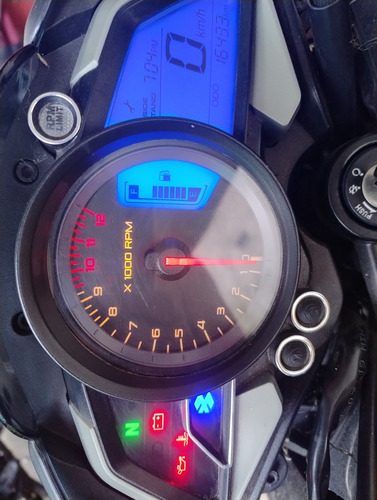 Bajaj Rouser Ns200 Amarilla Muy Bien Estado