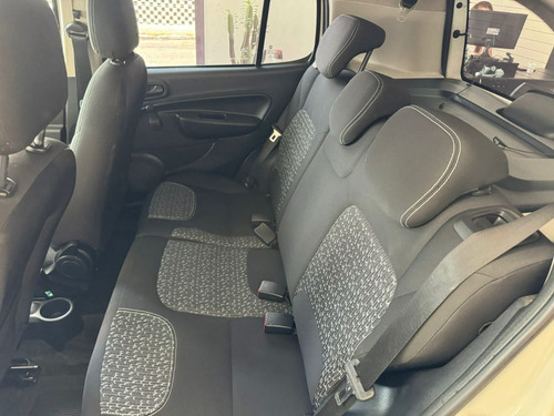 Fiat Uno 1.0 Attractive Flex 5p