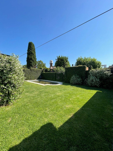 Imponente Casa En Bella Vista Lebhenson 2092