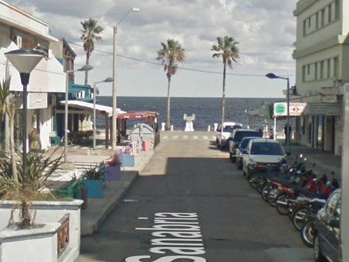 Apartamento Frente Al Mar En El Centro De Piriapolis