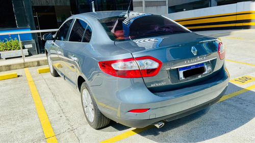 Renault Fluence 2015 2.0 Dynamique Hi-flex 4p