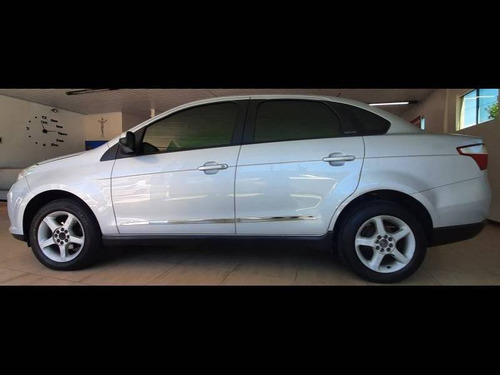 Fiat Grand Siena Essence 1.6 Completo