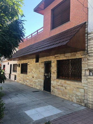 Imagen 1 de 14 de Casa En Venta En Lanus Oeste
