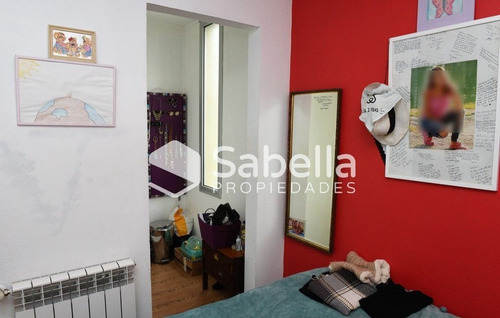 Imagen 25 de 28 de Venta De Casa 4 Dormitorios Con Pileta En Manuel B Gonnet.