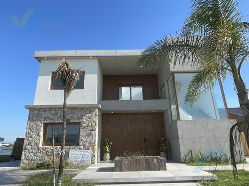 Casa En San Sebastian Laguna