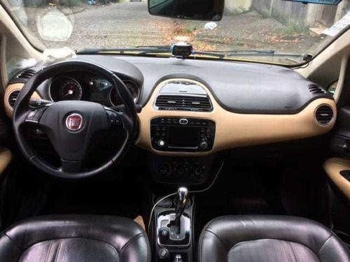 Fiat Linea 2016 1.8 16v Essence Flex Dualogic 4p